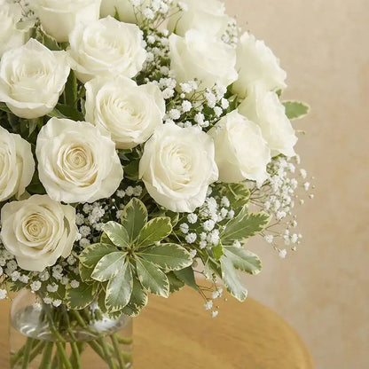 24 White Roses